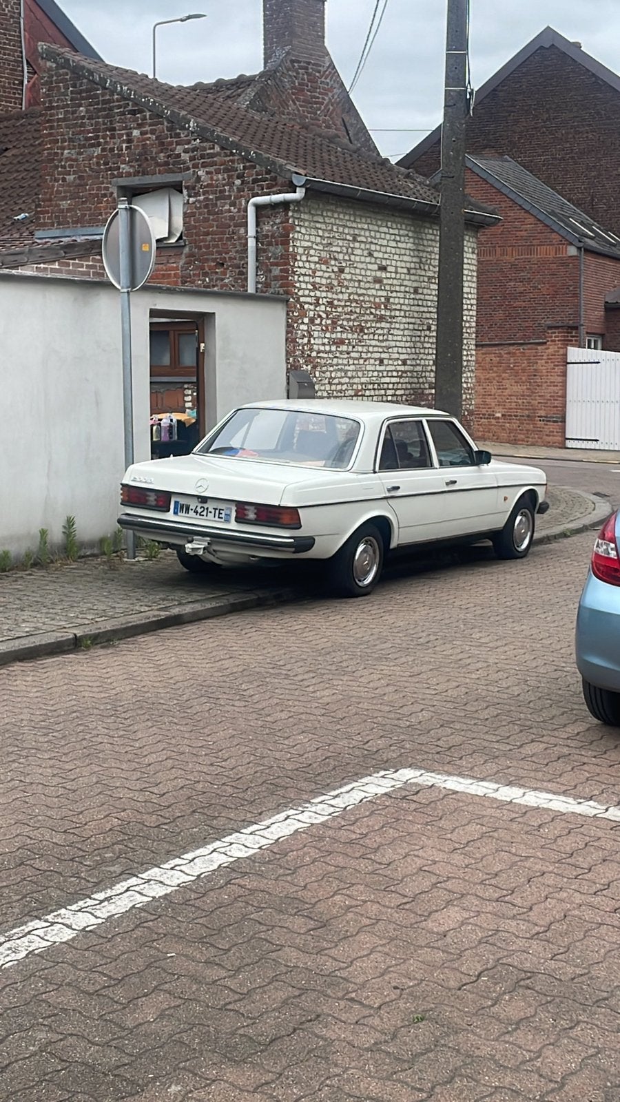MERCEDES 200 D 1983, foto 3