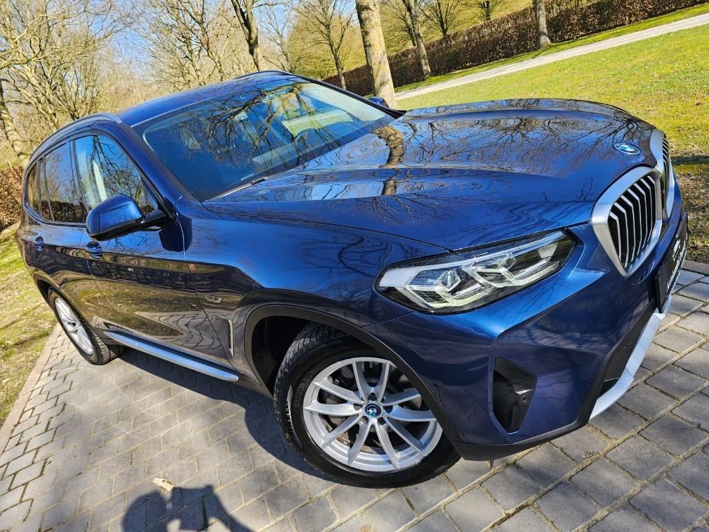 Bmw X3 2.0 Xdrive 30E FACELIFT | 360CAMERA | TREKHAAK, Automaat, 2000 kg, Blauw, Parkeerassistent