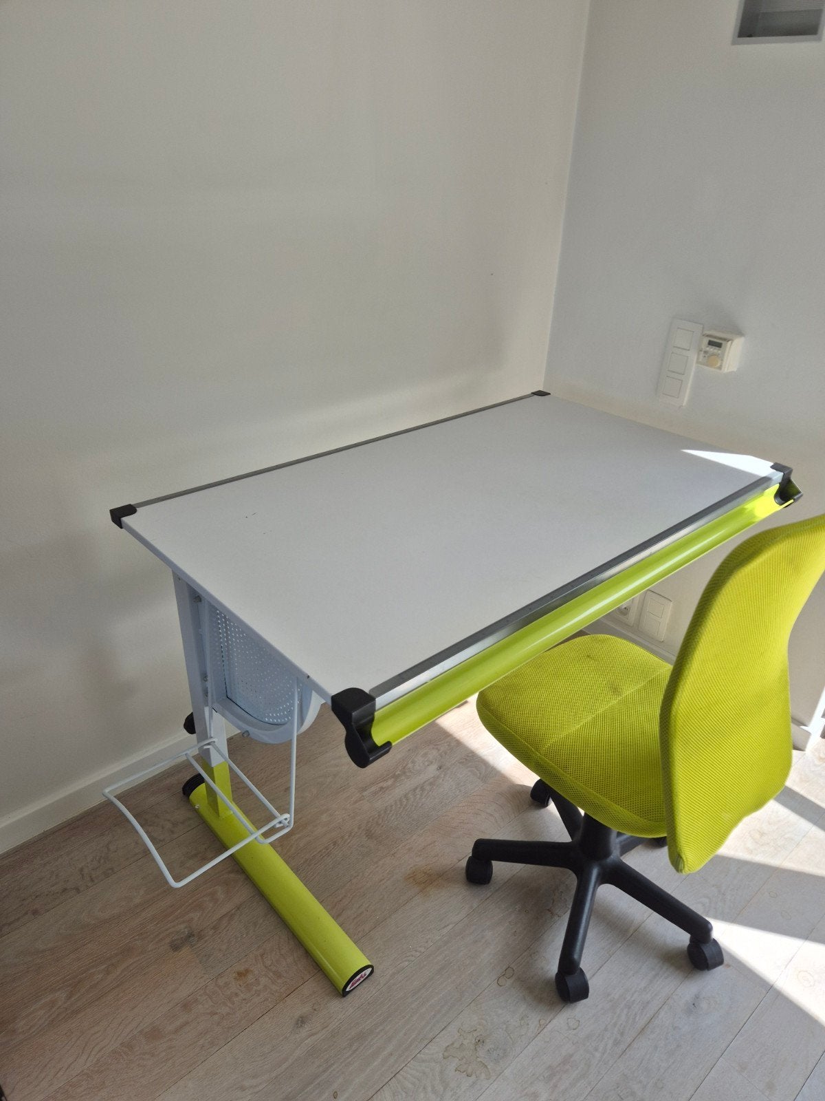 bureau avec chaise, Autres marques, Bureau d'écolier, Autres matériaux, 118 cm