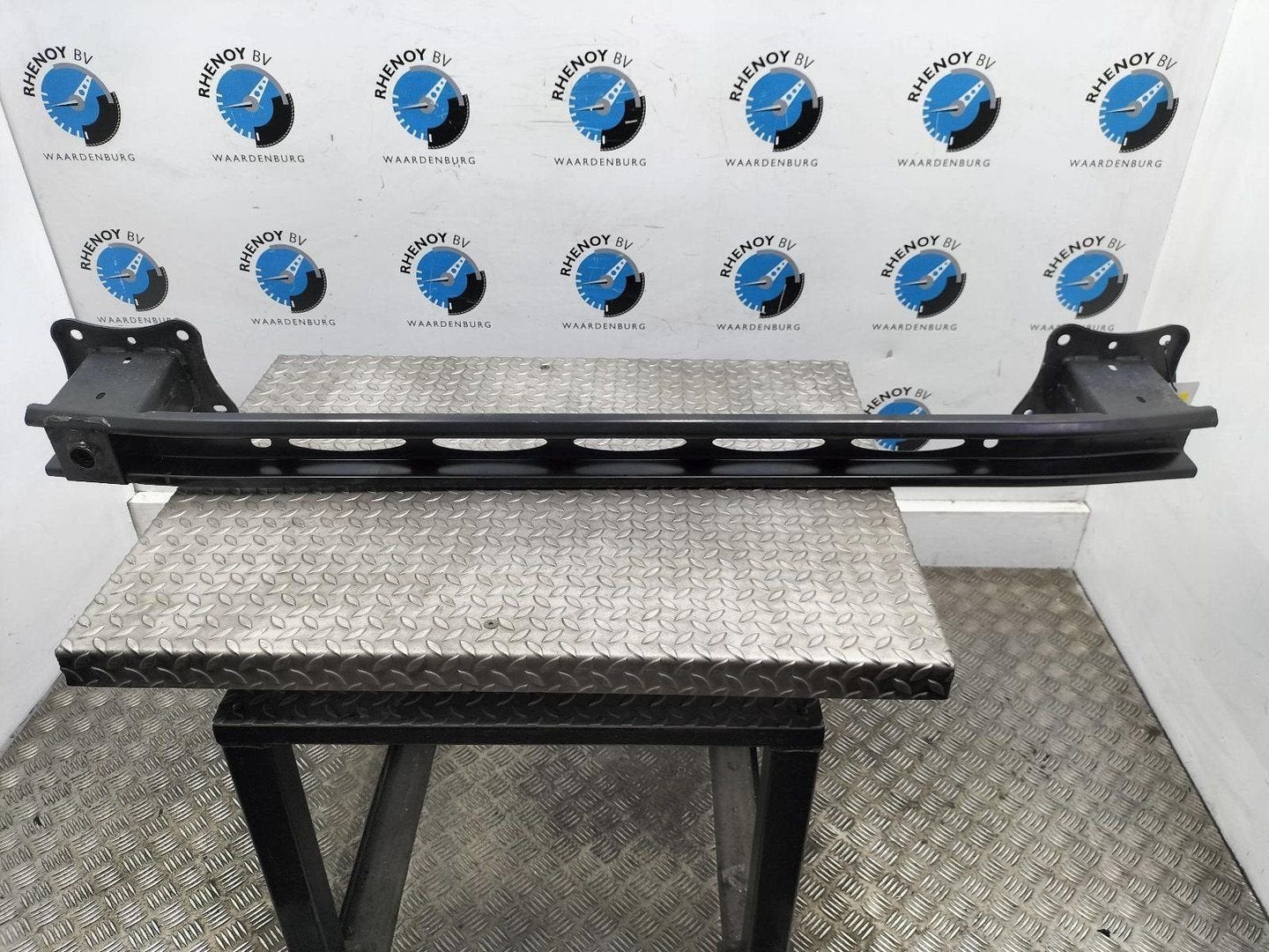FORD TRANSIT CUSTOM SWB Trail BUMPERBALK ACHTER PZ3117913BP1, Arrière, Stiba membre, Utilisé, Enlèvement ou Envoi