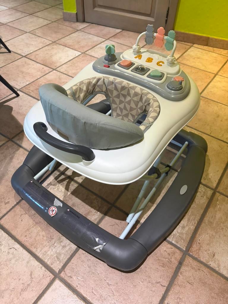 Troteur bebe dreambaby, Kinderen en Baby's, Wipstoeltjes, Ophalen, Gebruikt, Topmark, Verstelbaar