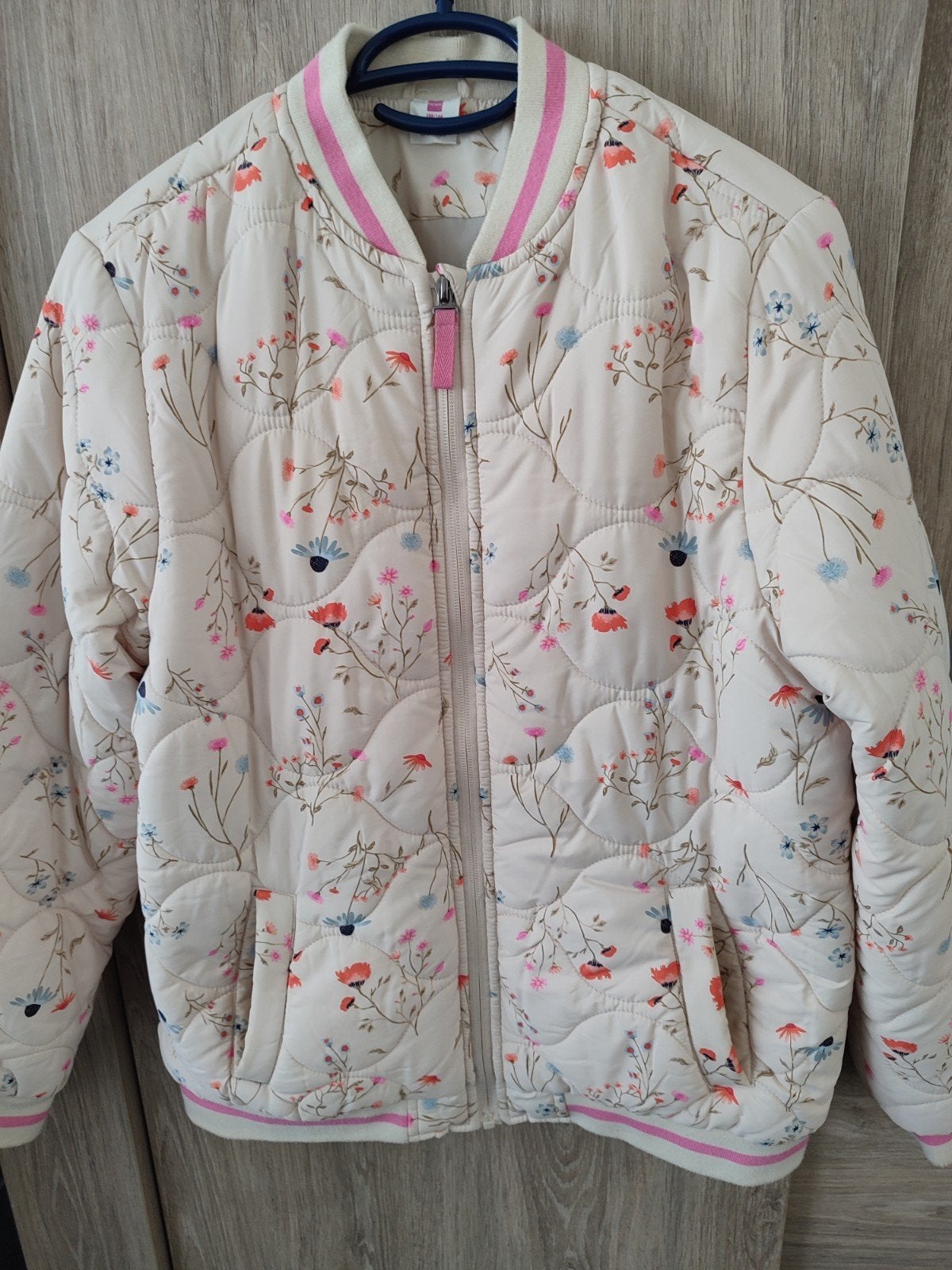 Meisjesjas, Kinderen en Baby's, Ophalen, Meisje, Zo goed als nieuw, Hema
