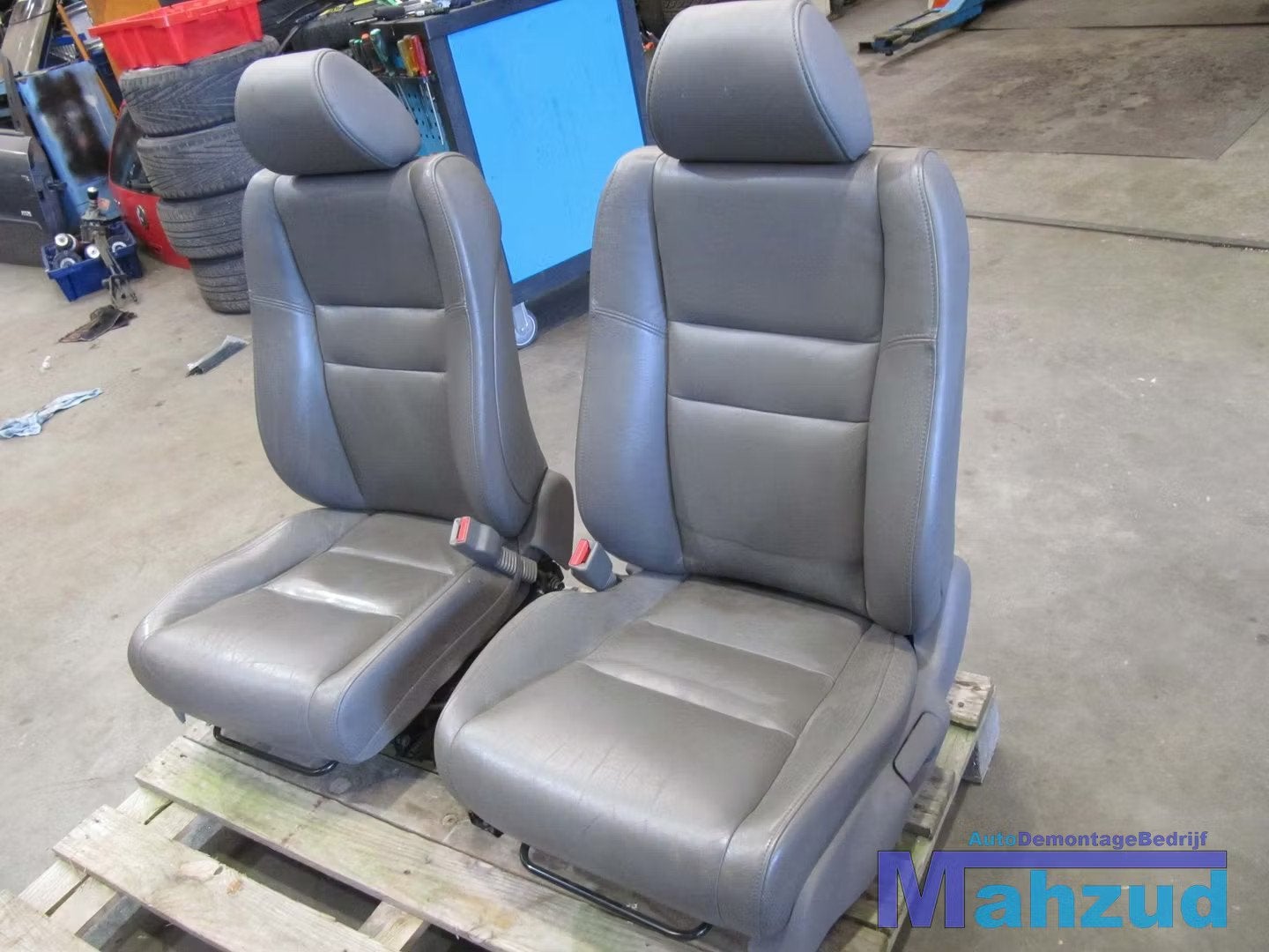 HONDA CIVIC sedan FD FA Compleet interieur 5 deurs leer, Auto-onderdelen, Gebruikt, Info@honda.co.jp, Minami-Aoyama 2-chome 1-1
107-8556  Tokyo
