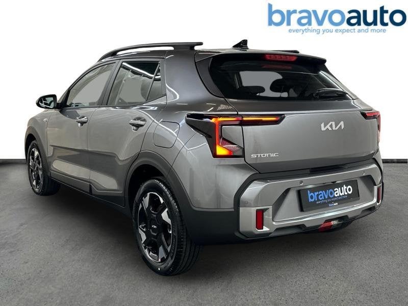 Kia Stonic AT LX Plus | winter pack | carplay, Automaat, USB, 127 g/km, Bedrijf
