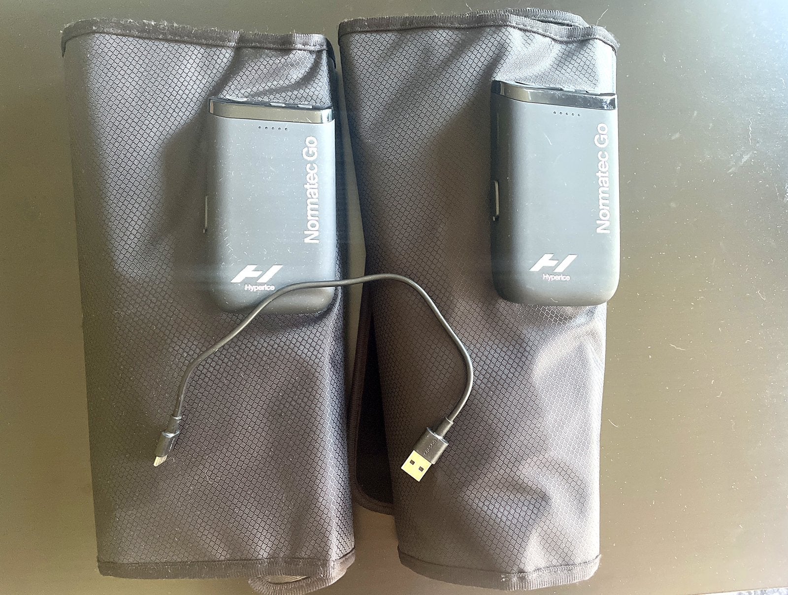 Hyperice Normatec Go – bottes de récupération portables, Audio, Tv en Foto, Foto | Flitsers, Zo goed als nieuw, Ophalen