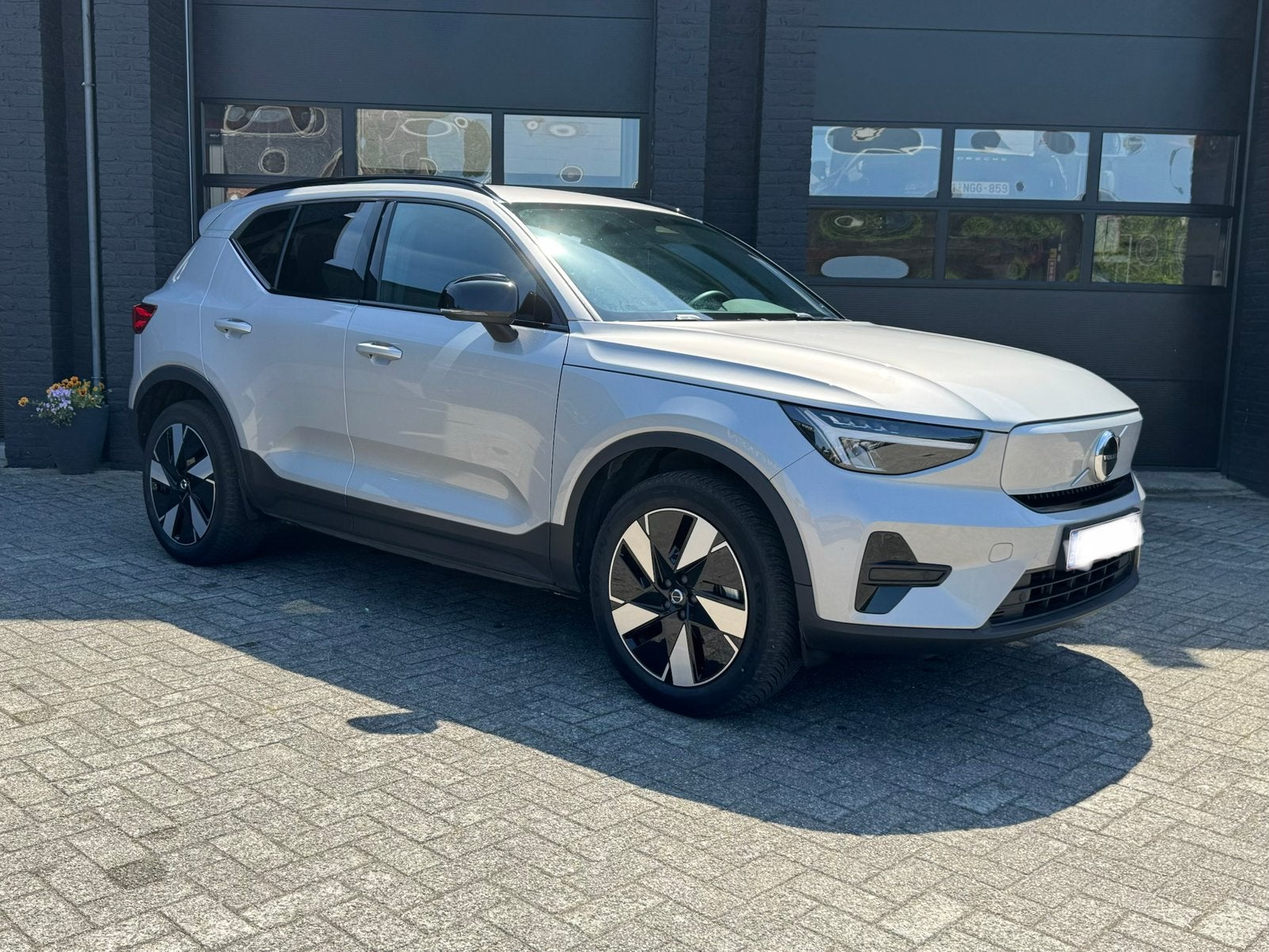 Volvo XC40 Recharge Core, Autos, Volvo, Particulier, XC40, ABS, Caméra de recul, Phares directionnels, Airbags, Air conditionné