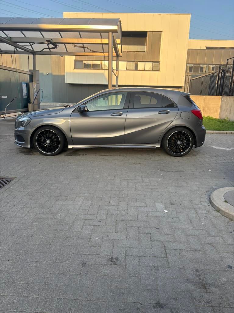 Mercedes A200d, Auto's, Mercedes-Benz, Voorwielaandrijving, Euro 5, Zwart, 5 deurs