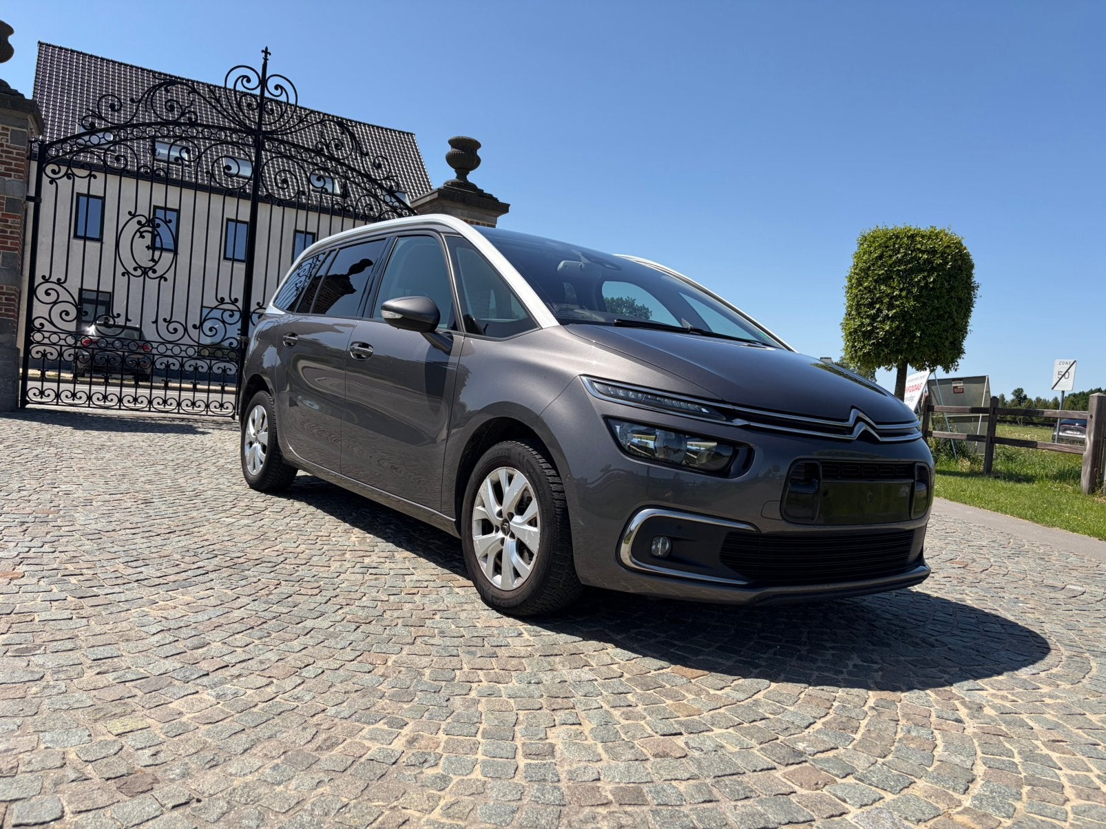 Citroën C4 Picasso  2018 – 1.2 essence – 124.000 km, Autos, Argent ou Gris, Achat, Euro 6, 5 portes