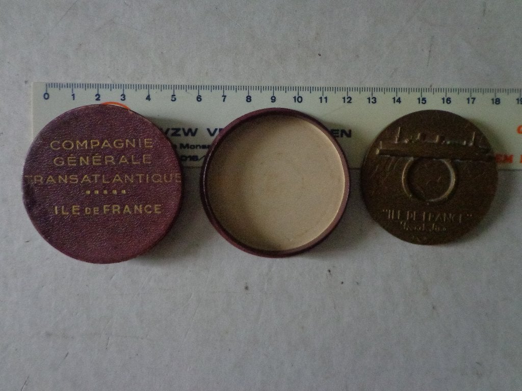 bronzen herdenkingspenning S.S. Ile de France uit 1949, Ophalen of Verzenden, Brons