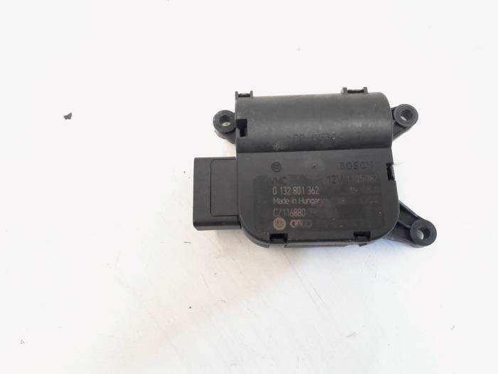 Kachelklep Motor van een Volkswagen Golf Plus, Gebruikt, -, Volkswagen, -