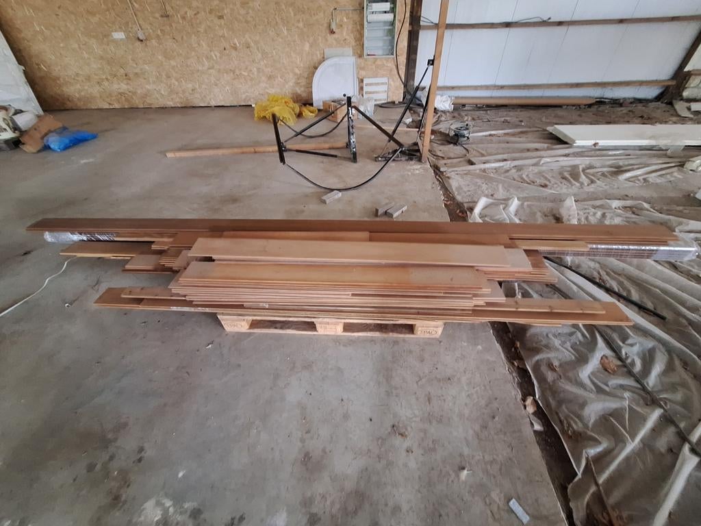 Restpartij 9m² thermowood ayous, Doe-het-zelf en Bouw, Hout en Planken, Ophalen