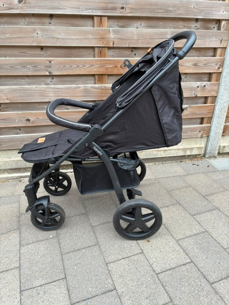 Lionelo Annet Plus zwarte kinderwagen – Incl. voetenzak, Enlèvement, Utilisé, Poussette, Autres marques