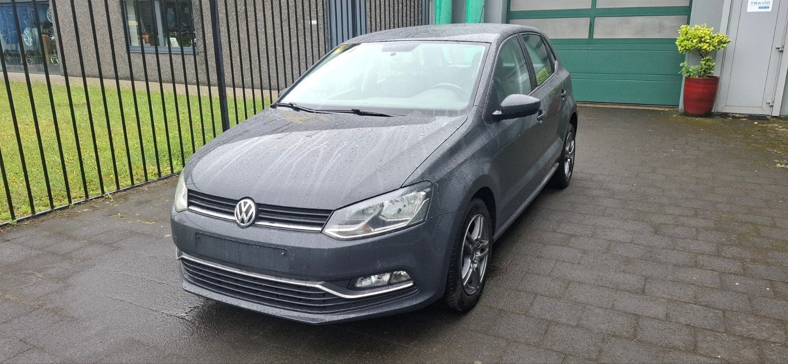 volkswagen polo 1.2 tsi 90pk, Auto's, Voorwielaandrijving, 4 zetels, 4 cilinders, Bedrijf
