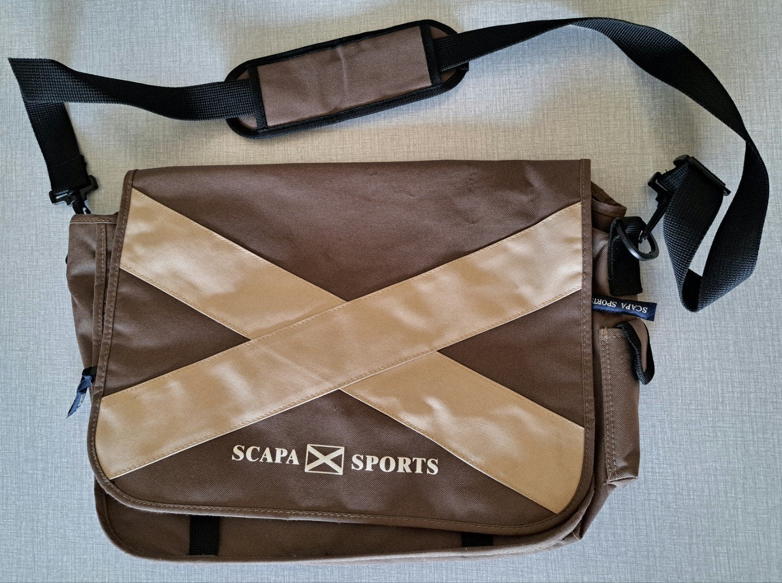Nieuwe schouder / laptop / schooltas, Ophalen of Verzenden