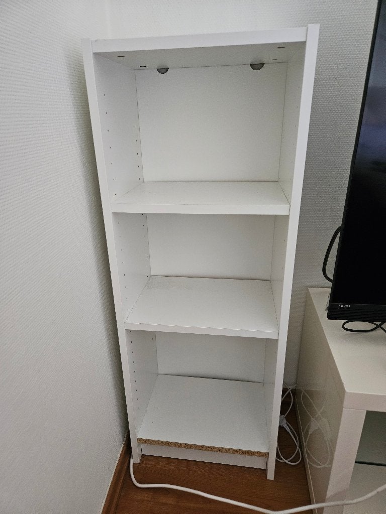 Ikea billy bookcase, Ophalen, Zo goed als nieuw, Met plank(en)
