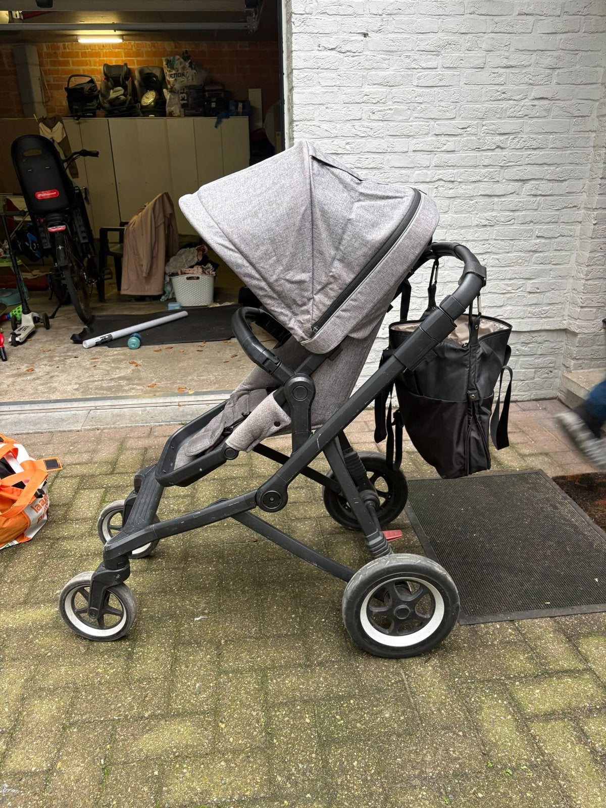 Thule sleek 3 in 1 full option black and grey, Kinderen en Baby's, Gebruikt, Duowagen, Ophalen, Kinderwagen