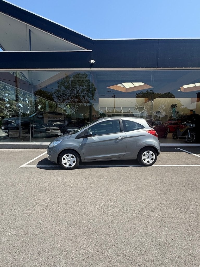 Ford KA 1.2 benzine airco euro 5 slechts 60.000km, Autos, 1242 cm³, Achat, Entreprise, Ka