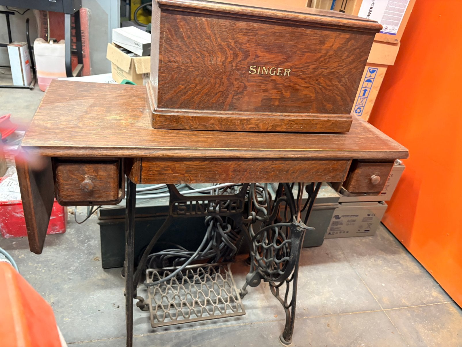 Singer naaimachine met toebehoren, Antiek en Kunst, Ophalen