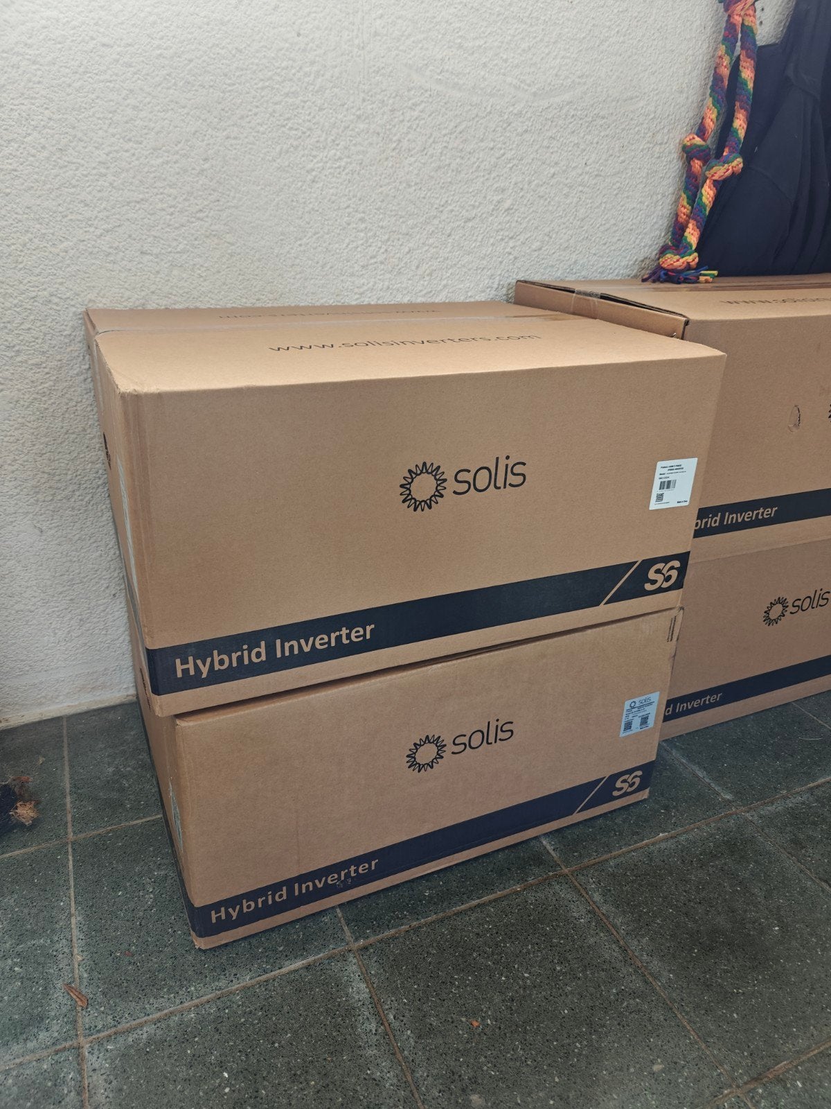 Solis hybride omvormers, Ophalen