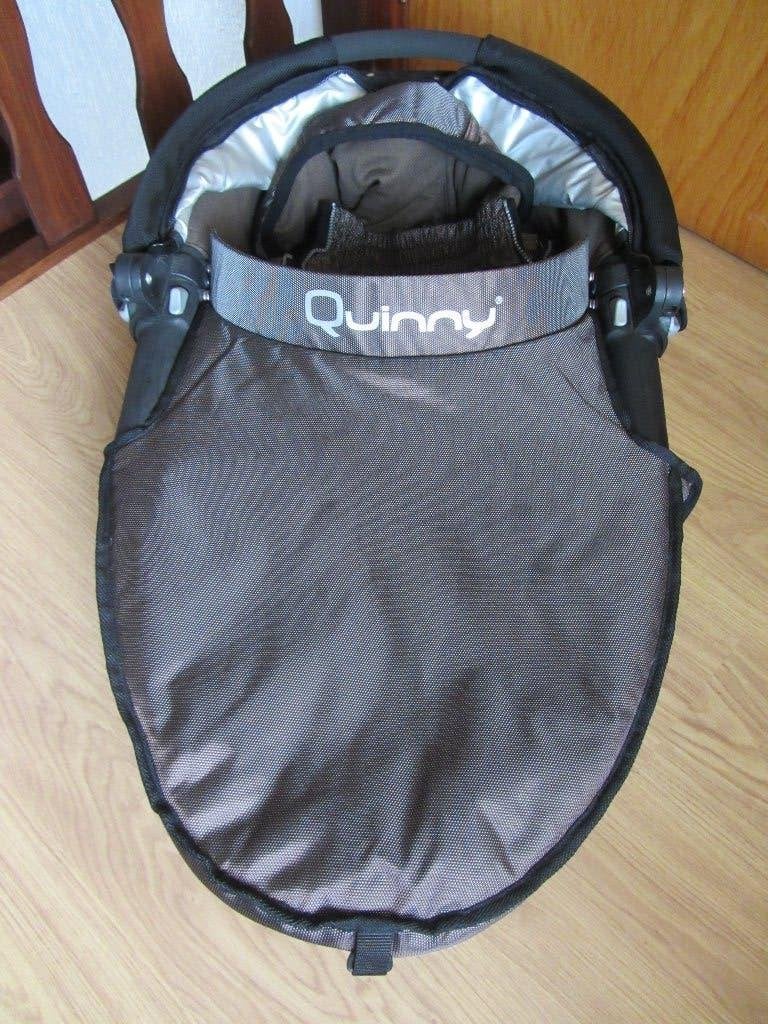 draagmand quinny, Ophalen, Gebruikt, Quinny, Regenhoes