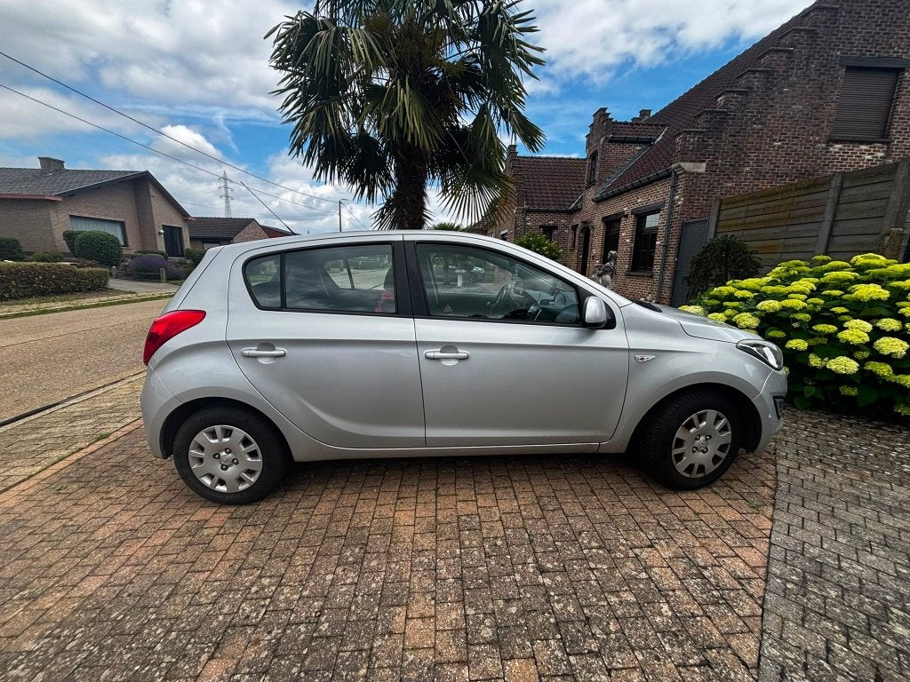 Hyundai I 20, Auto's, Voorwielaandrijving, Euro 5, Stof, Particulier