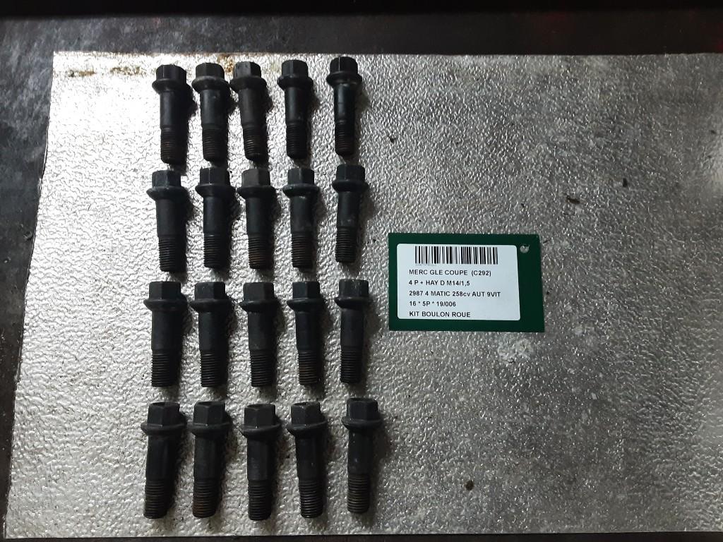 BOULONS DE ROUE Mercedes-Benz GLE Coupe (C292) (0009907607), Mercedes-Benz, Mevr. I. Hauben, Utilisé, Rue de l'Espoir 34 34
4030  GRIVEGNÉE, BE