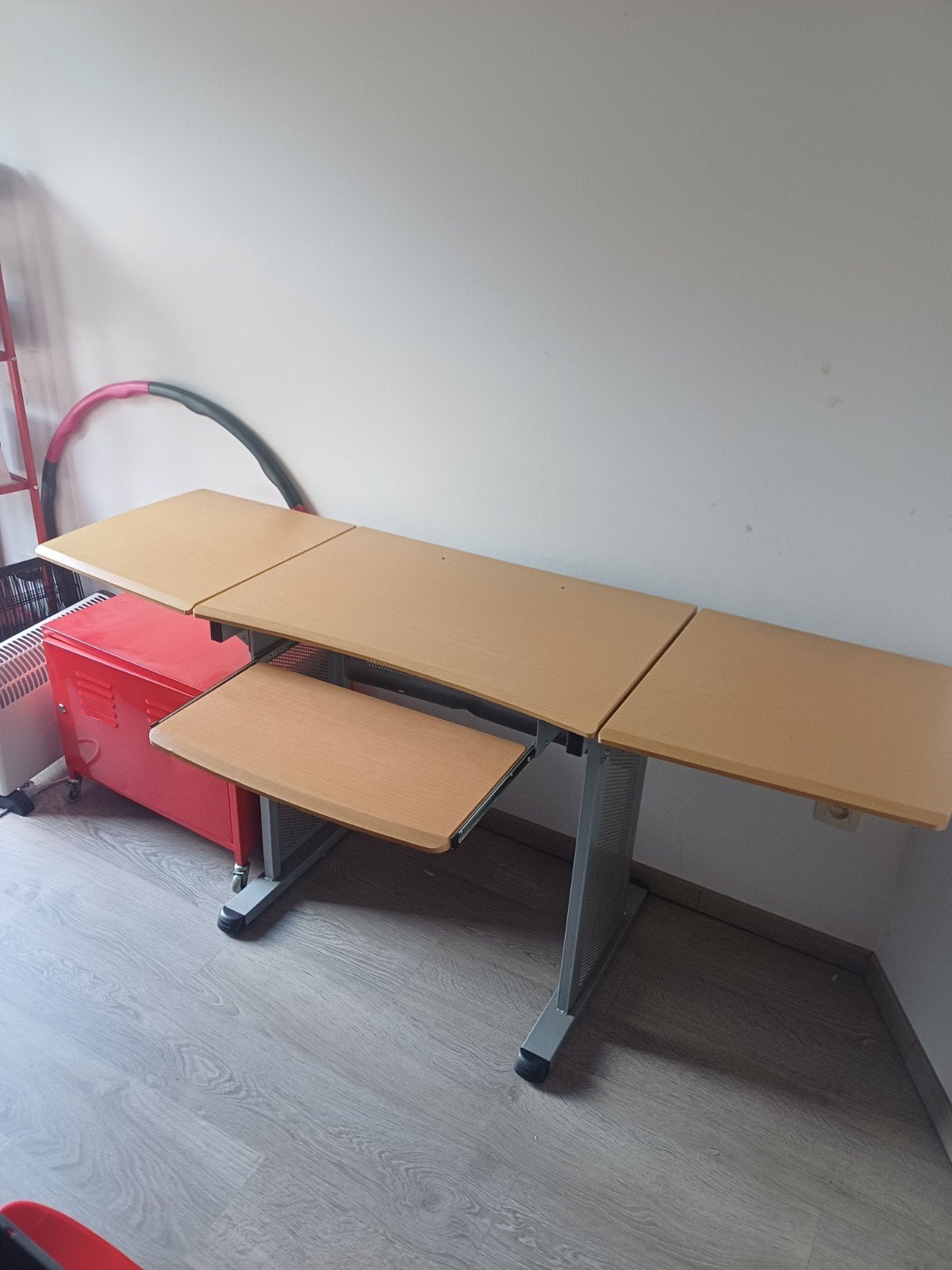 Bureau tafel, Huis en Inrichting, Bureaus, Ophalen