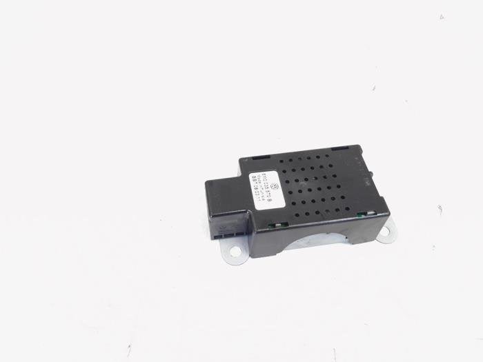 Antenne amplificateur d'un Volkswagen Golf, Autos : Pièces & Accessoires, Électronique & Câbles, Volkswagen, Utilisé, 3 mois de garantie