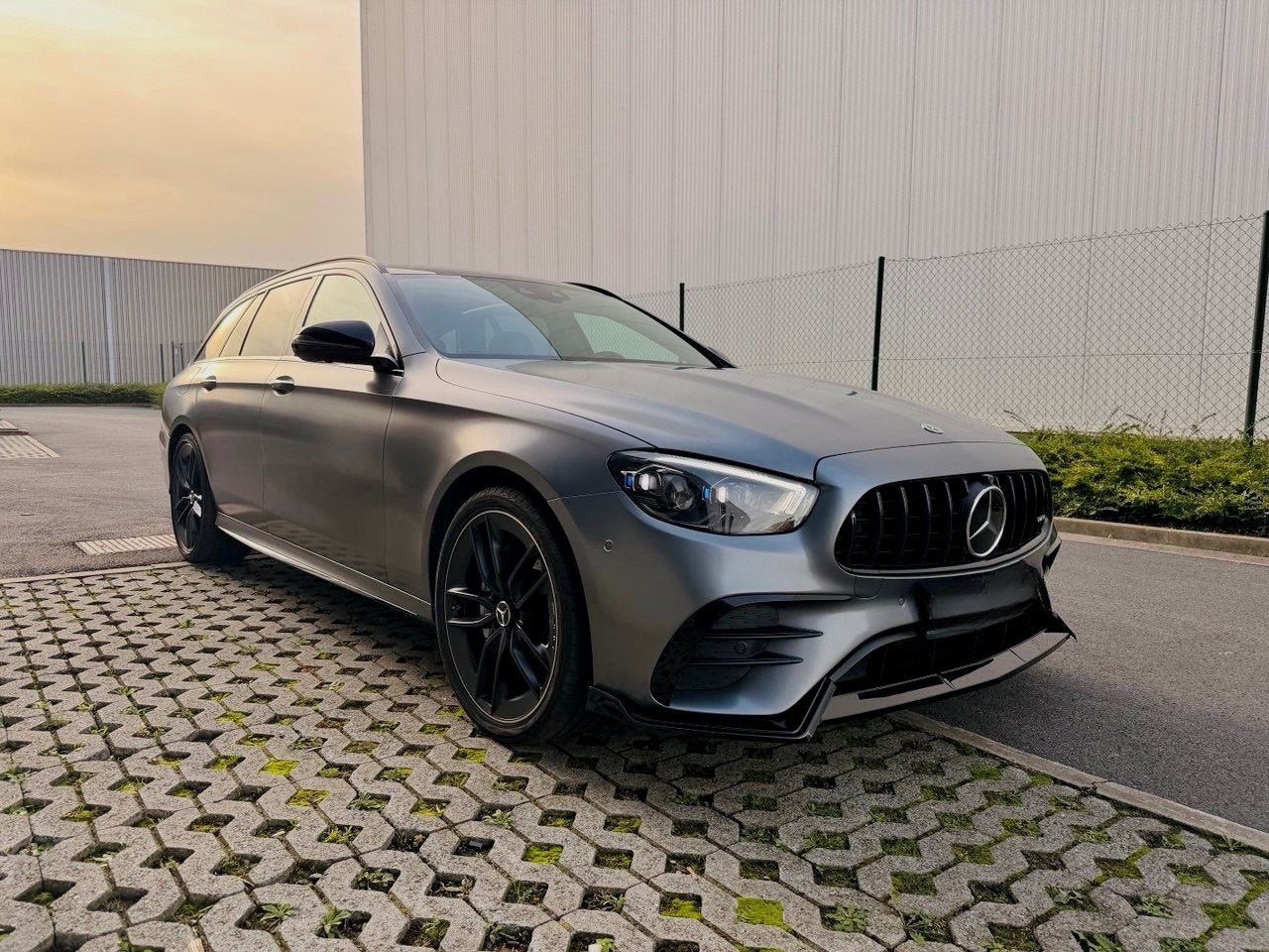 e53 Amg /Hud/Dash cam LichteVracht 4M+ full BTW incl, Euro 6, Zwart, 360° camera, Bedrijf