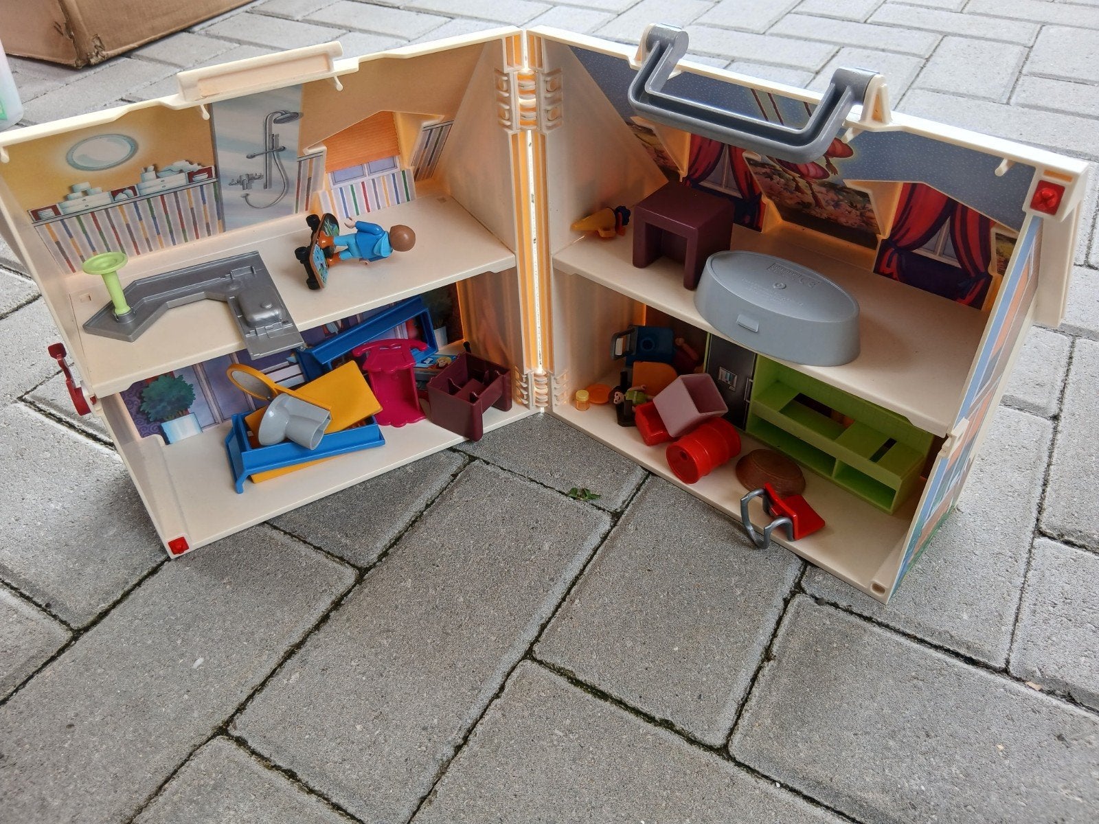 Playmobiel, Ophalen