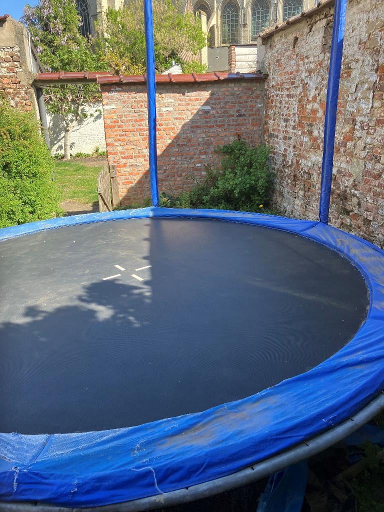 trampoline gratis af te halen, Enlèvement, Utilisé