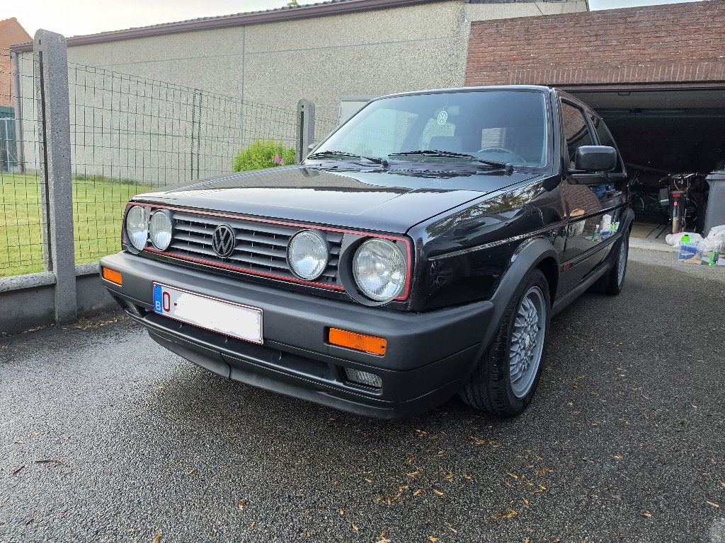 Te koop: Volkswagen Golf 2 GTI 1.8 8V uit 1990, Auto's, Voorwielaandrijving, Stof, 4 cilinders, Zwart
