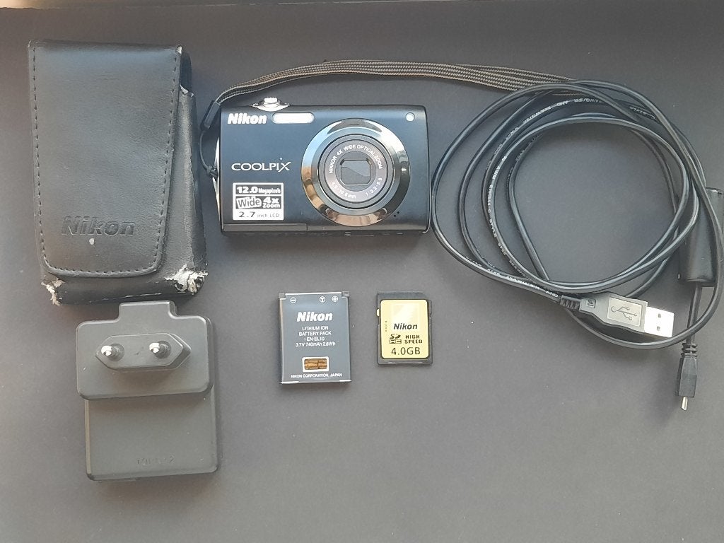 Nikon Coolpix S3000 -  Incl. lader & SD-kaart, Audio, Tv en Foto, 12 Megapixel, Verzenden, Compact, Zo goed als nieuw