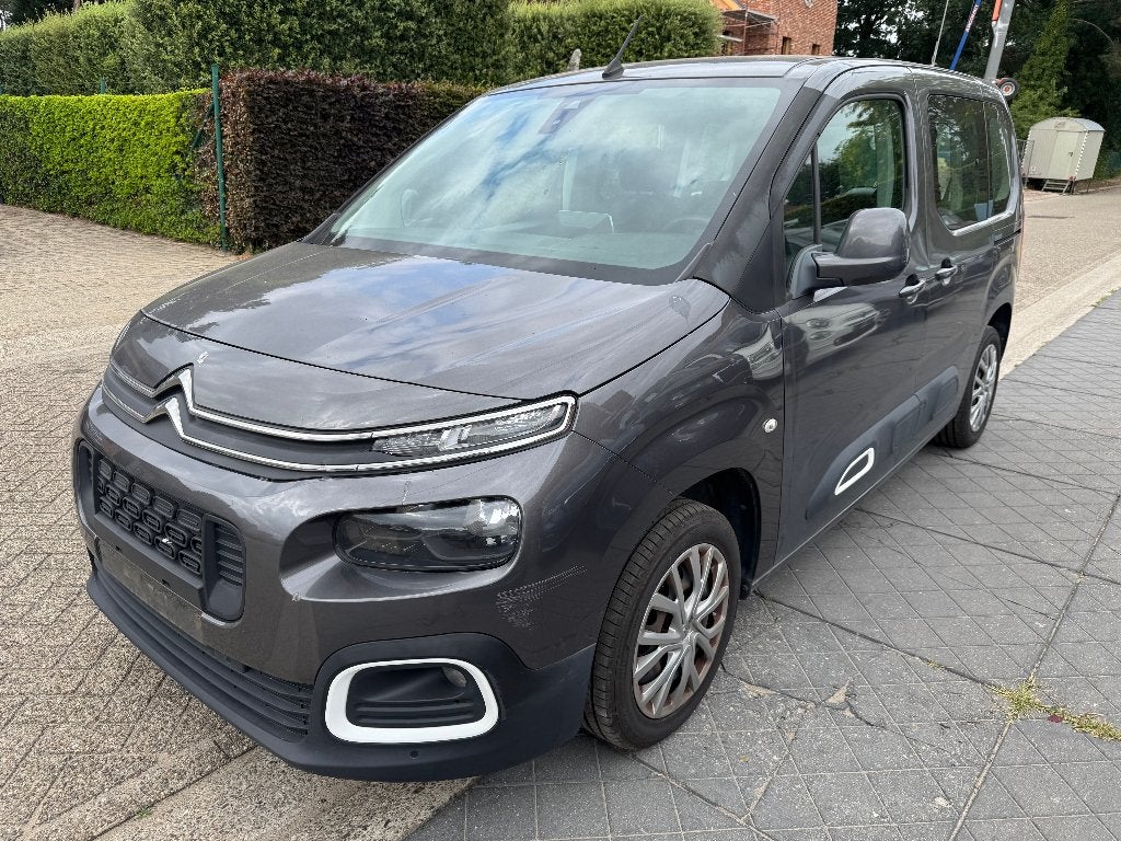 Citroen Berlingo 1.2i 110 pk airco GPS bluetooth, Autos, Citroën, Argent ou Gris, Achat, Euro 6, Boîte manuelle