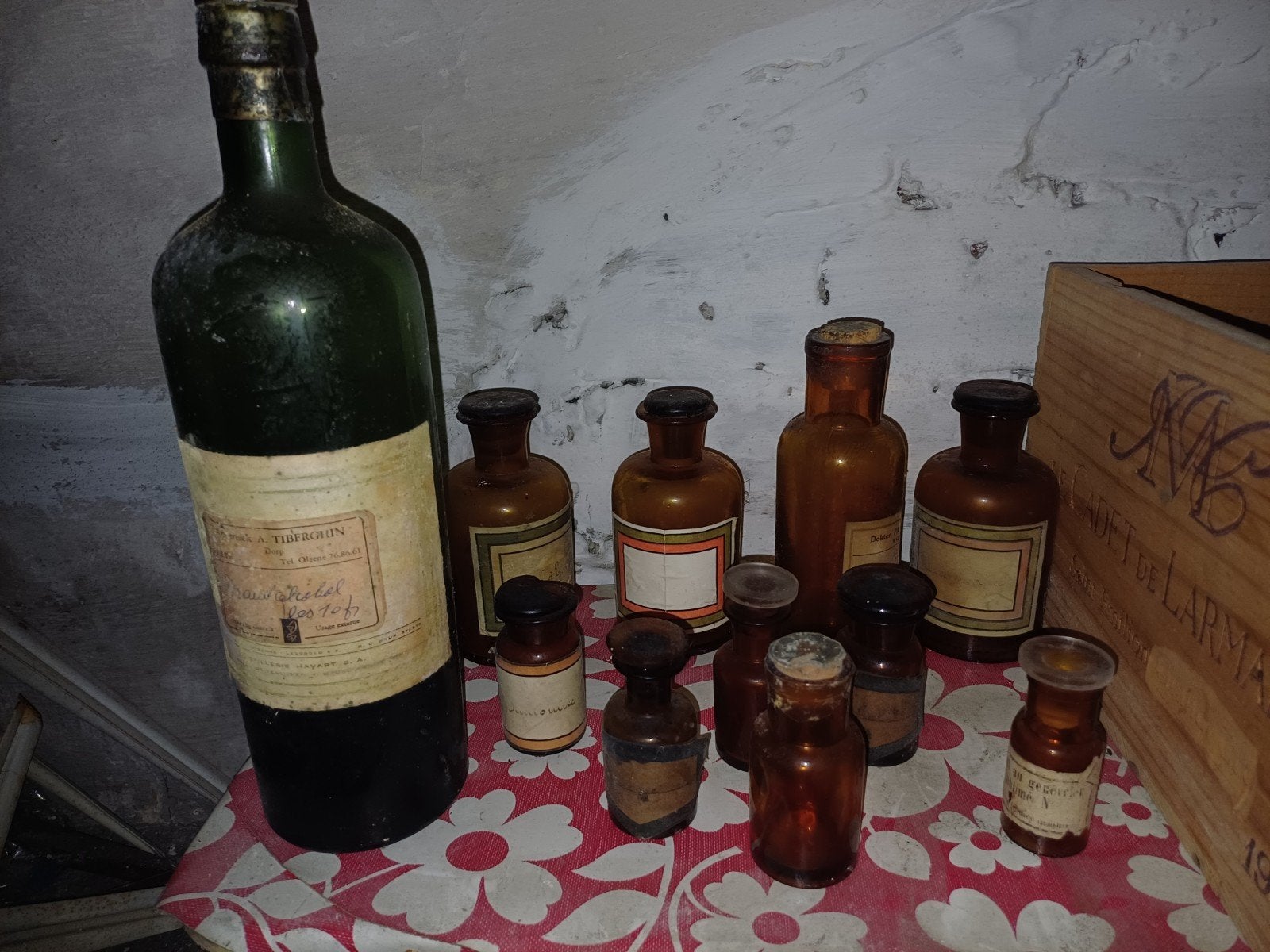 Oude apothekers- en dokters flessen, Verzamelen, Glas en Drinkglazen, Ophalen