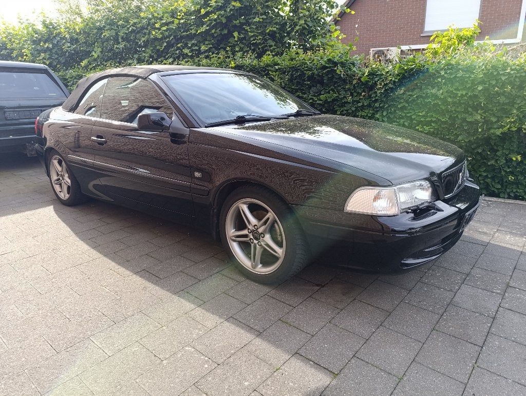 Volvo C70 cabrio, goed lezen!!!, Autos, Volvo, Attache-remorque, Cabriolet, Boîte manuelle, Noir