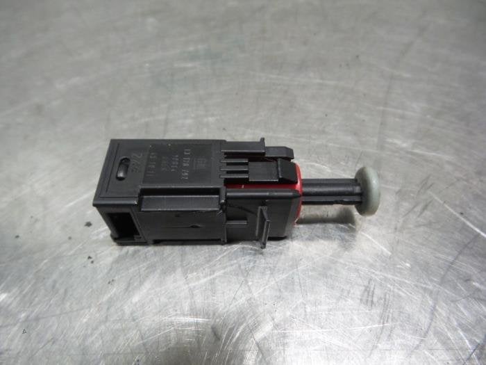 Remlicht Schakelaar van een Opel Vectra (Vectra C 02-), Auto-onderdelen, Gebruikt, -, -, Opel