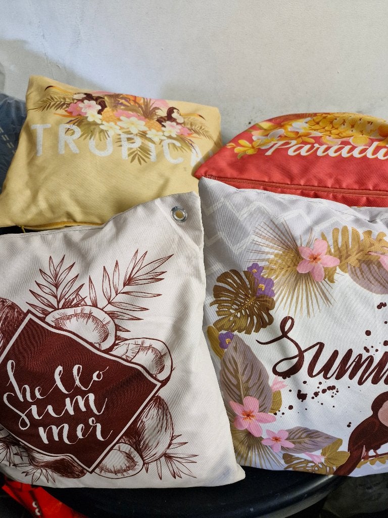 Kussens voor lounge, Ophalen, Gebruikt