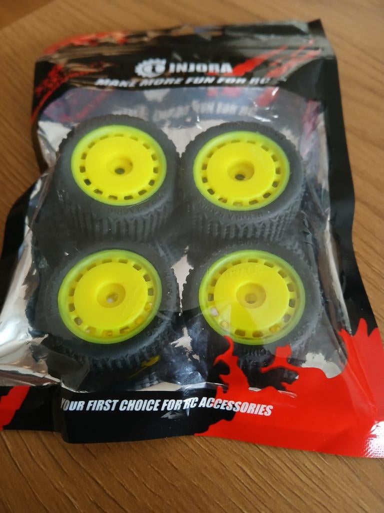 Losi Nieuw! Micro 2wd buggy tires upgrade set, Hobby & Loisirs créatifs, Enlèvement