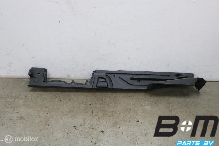 Steun bagageruimtevloer links VW Passat B8 Var. 3G9858831, Utilisé