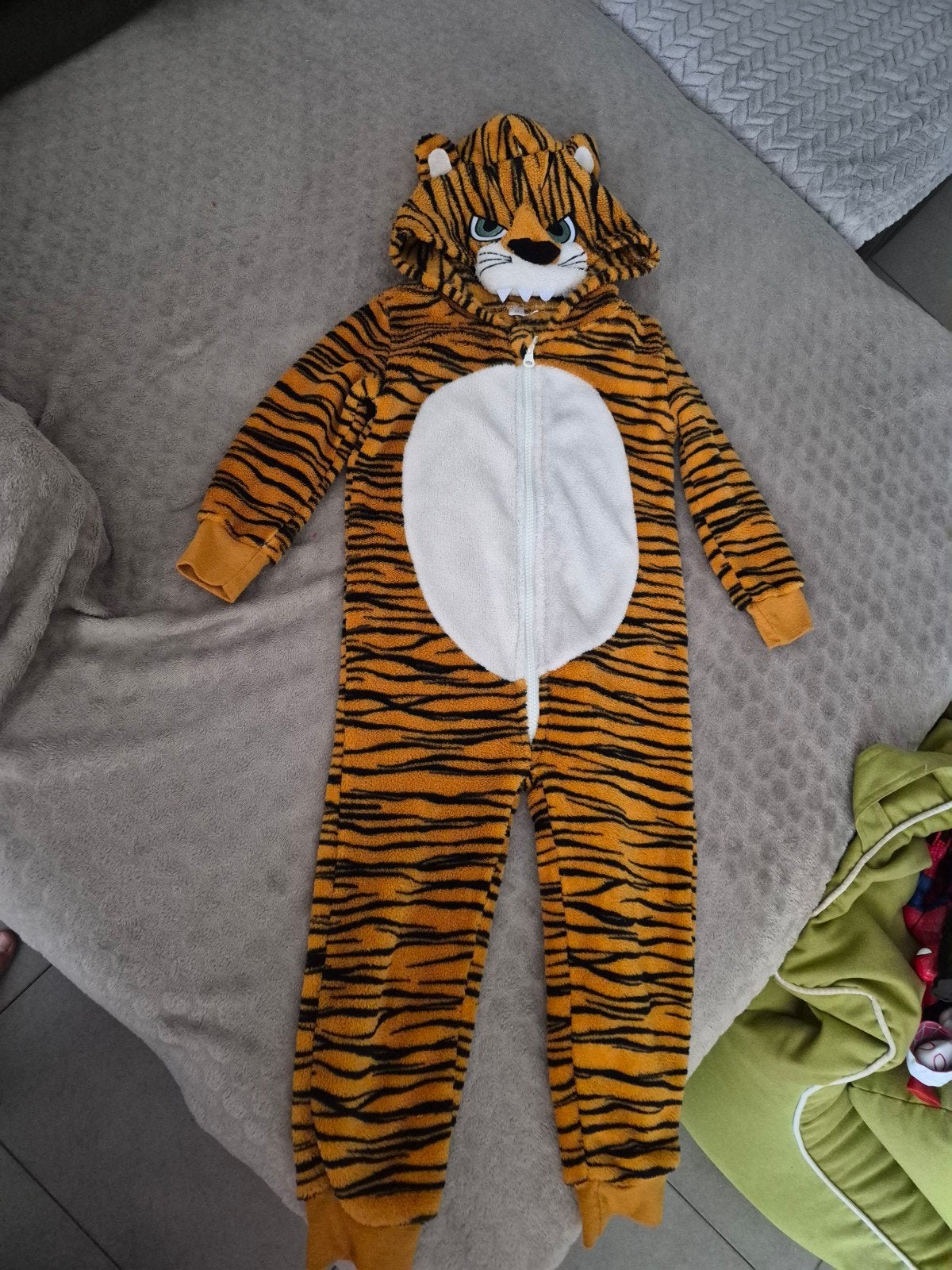 tijger jumpsuit maat 92, Kinderen en Baby's, Kinderkleding | Maat 92, Ophalen