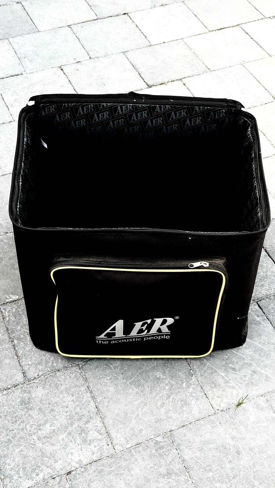 AER Amp Three - coltrabass combo – 200W, Musique & Instruments, Instruments à cordes frottées | Contrebasses, Comme neuf, Enlèvement