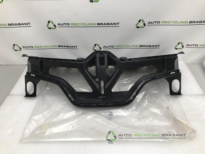 Panneau avant d'un Renault Captur, -, 3 mois de garantie, Utilisé, -