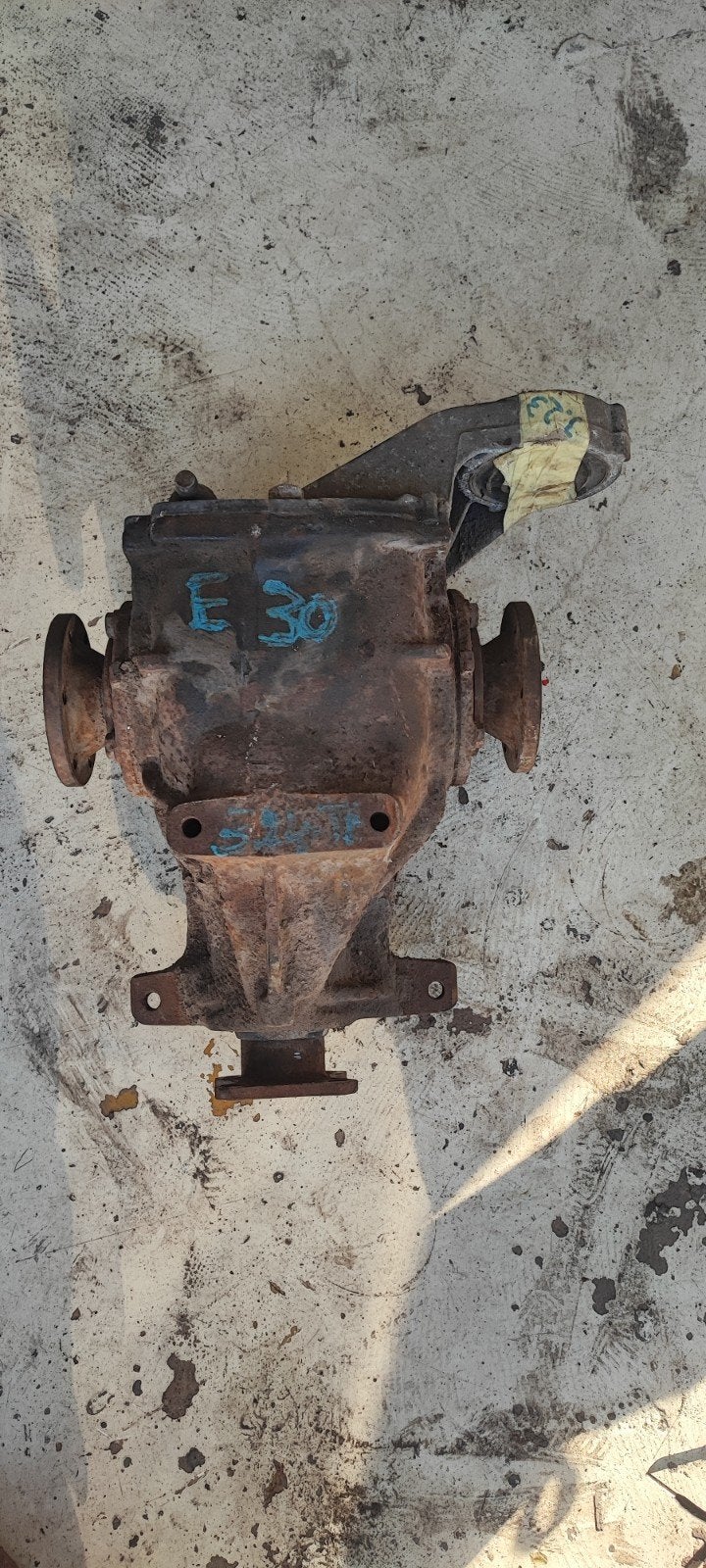 bmw e30 3.23 ratio differentieel 168mm, Enlèvement ou Envoi, BMW