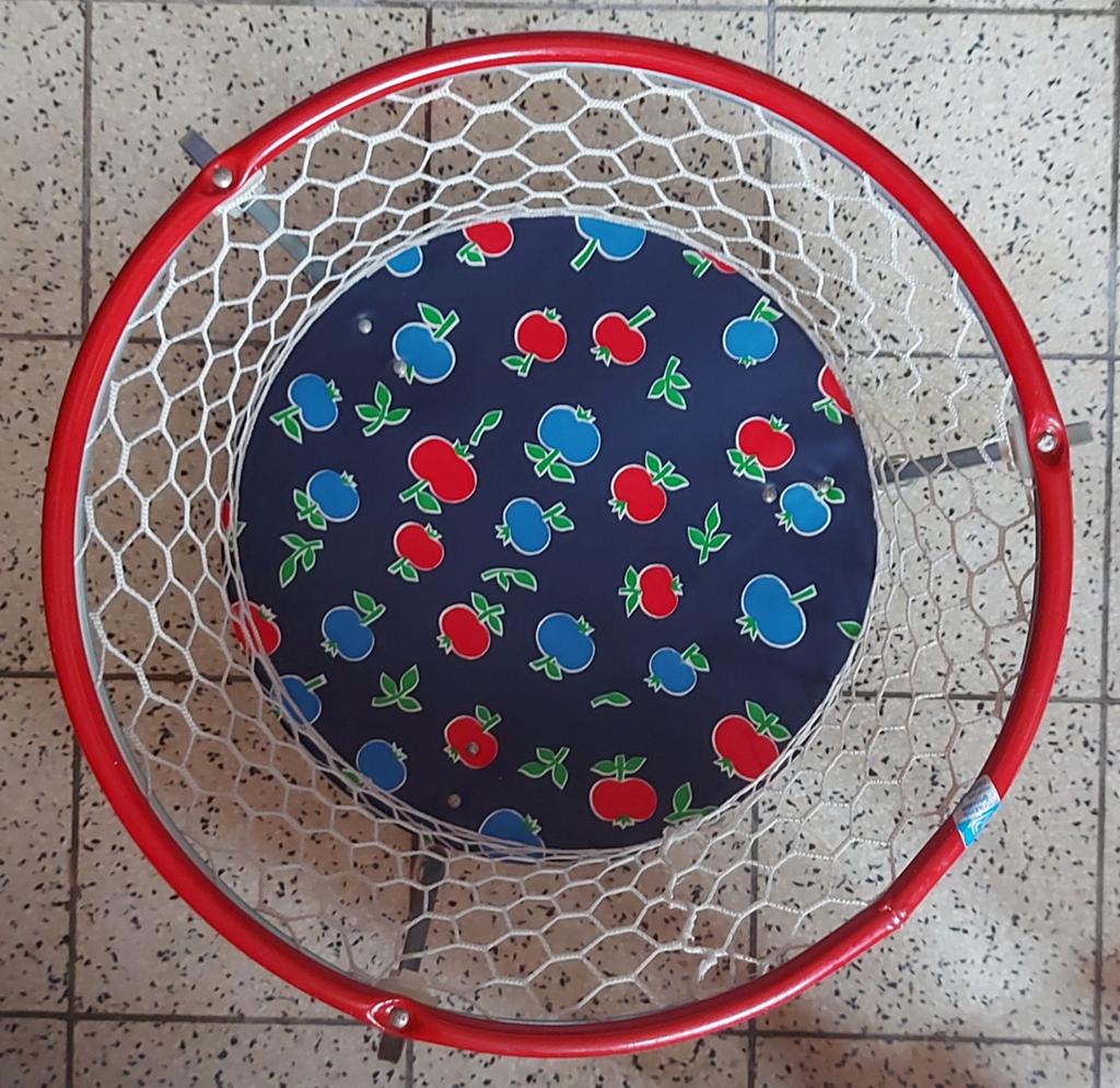 Parc poupée vintage, Enfants & Bébés, Jouets | Poupées, Enlèvement