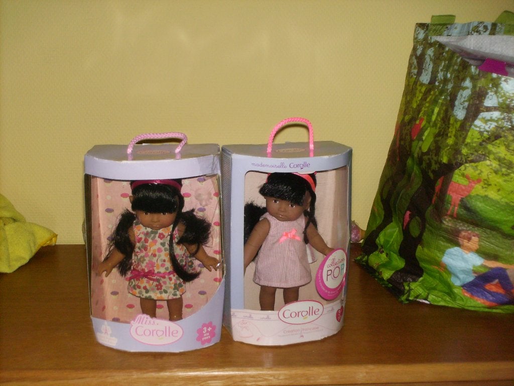 a vendre jouet poupée, Kinderen en Baby's, Speelgoed | Poppen, Ophalen of Verzenden, Nieuw, Babypop