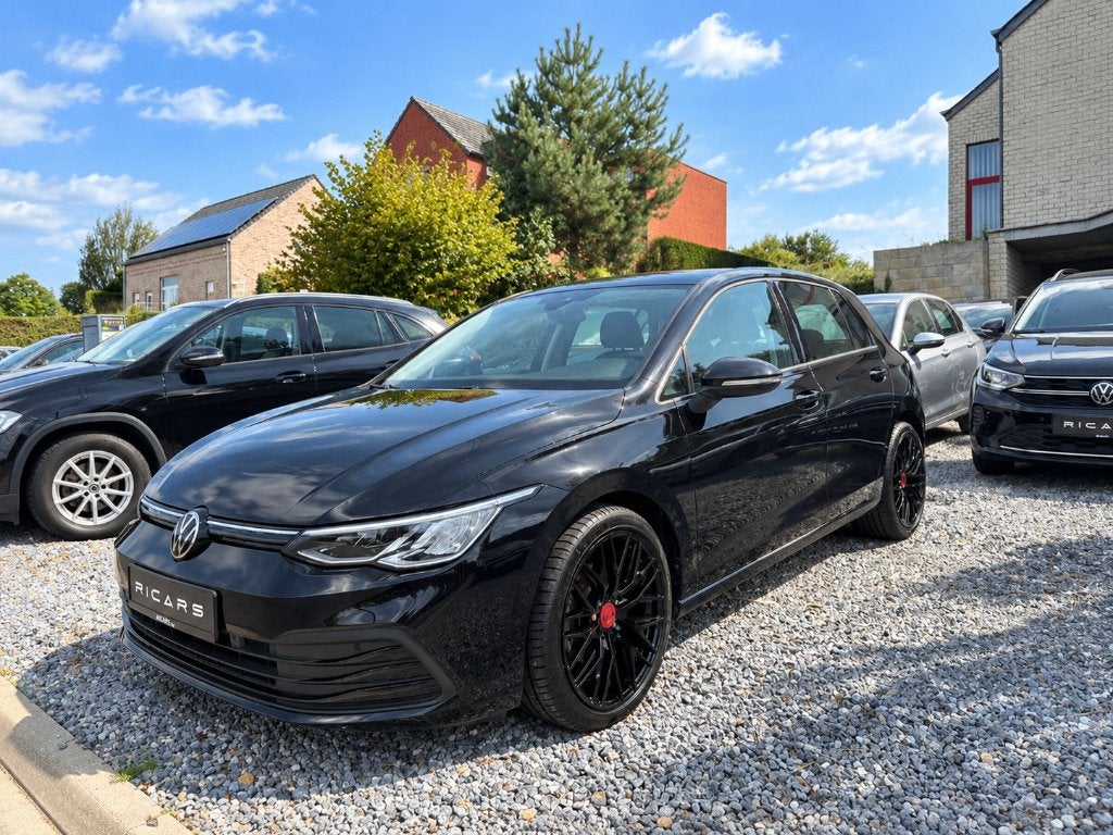 VW Golf 8 MHEV DSG Carnet GPS Carplay Camera LEZ35 GARANTIE, Auto's, Stof, Zwart, 5 zetels, 5 deurs