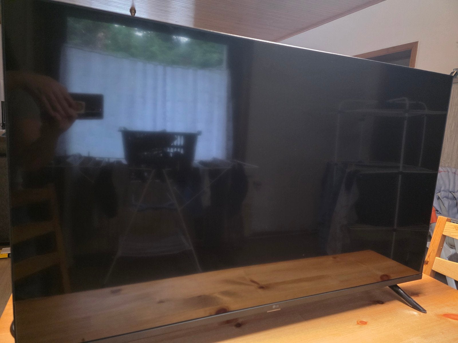 Télévision LG UHD 4K – 108 cm (43 pouces), Enlèvement, Utilisé