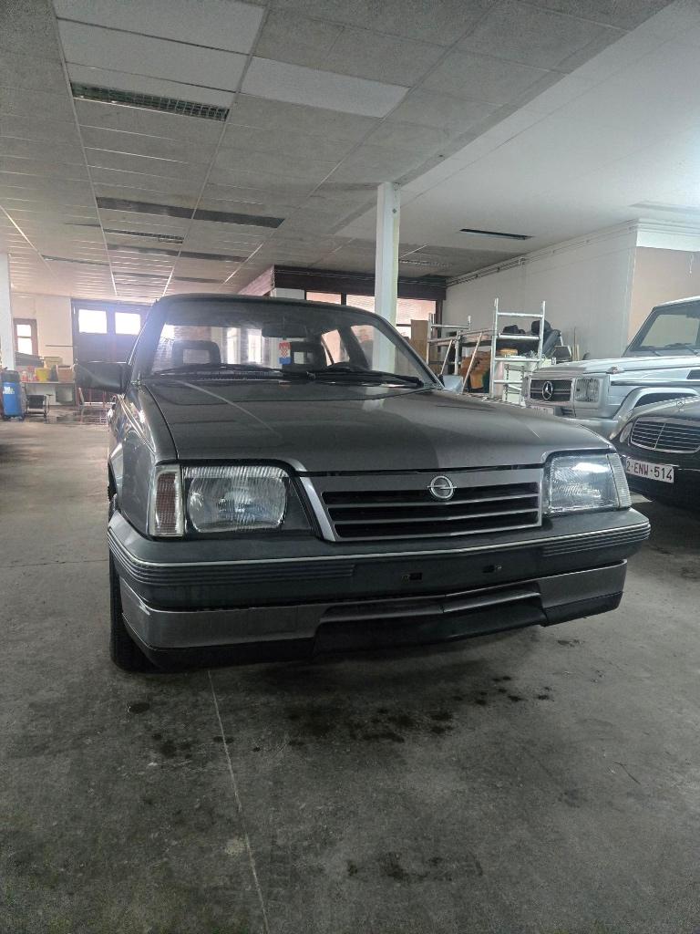 OPEL ASCONA, Achat, Diesel, Automatique, Particulier