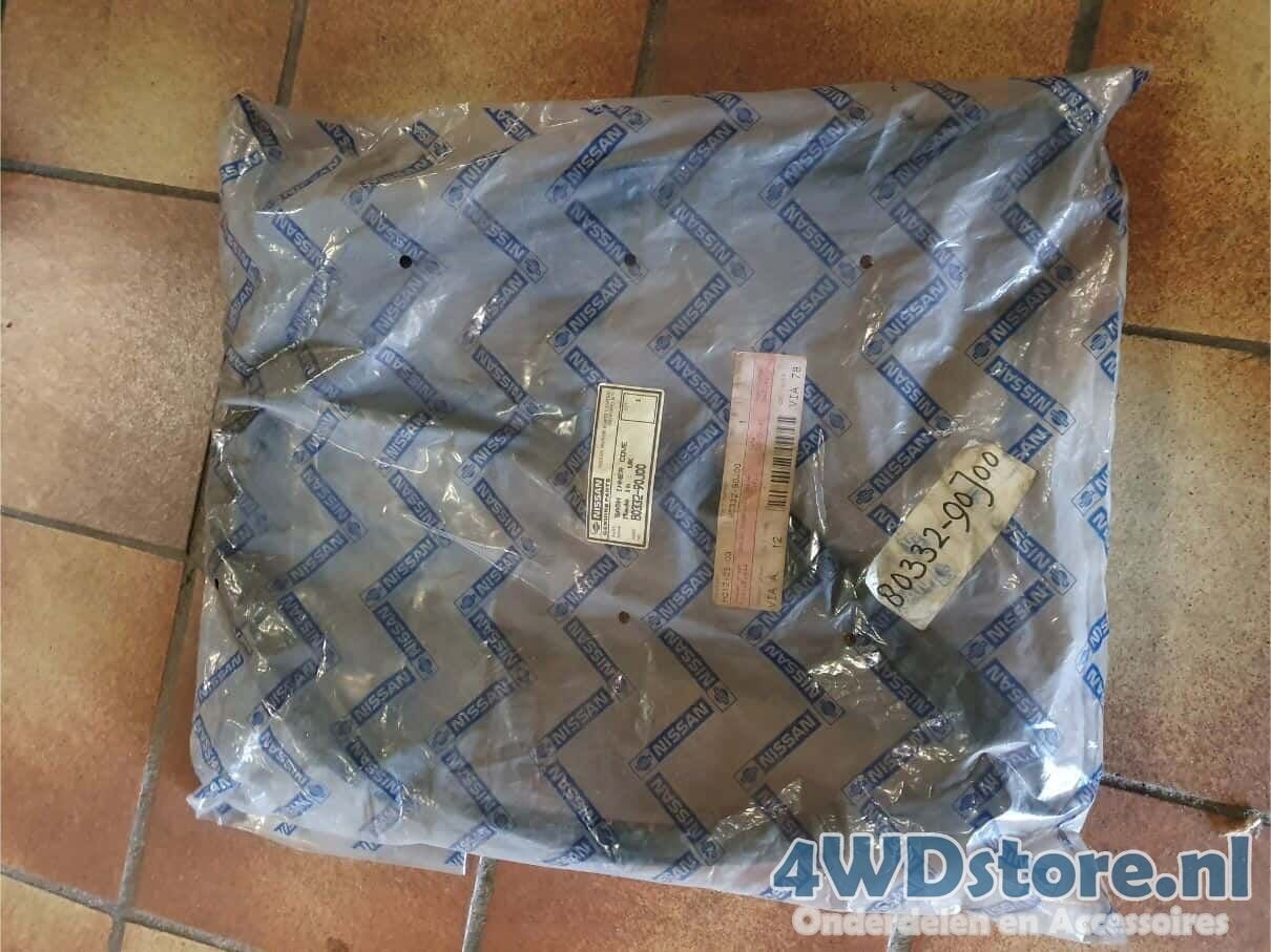 Ruitgeleider / Rubber Nissan Primera P10 - 8033290j00, Auto-onderdelen, Overige merken, Ruiten en Accessoires, -, -